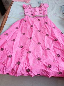 beautiful Pink Gown😍