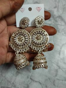 Earings