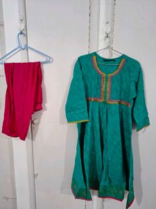 Rangmanch Green Kurta Set