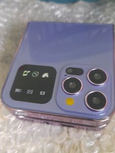 Snexian Rock Z-Brand New Purple Flip Phone