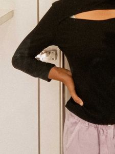 Black Long Sleeve Hollow Top.