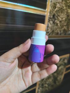 Myglam Pose HD Foundation