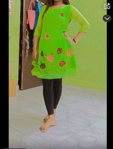 Checkered Sleeveless Tank Top