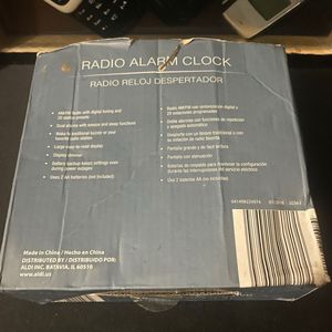 SEMPRE Vintage Radio Alarm Clock With Box