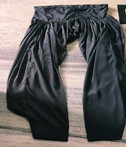 Crepe Febric Black Slawar Like New