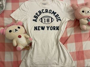 Abercrombie And Fitch T Shirt