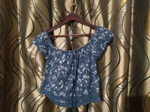 Floral Print Tie-Front Crop Top