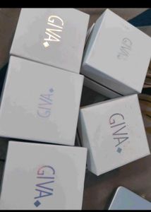 Giva Stud Earrings