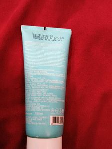 Dot &amp; Key Gentle Face Wash