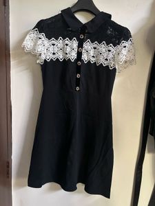 Chic Black Lace Detail Dress