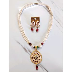 Trendy Beaded Pendant Set with Earrings ✨