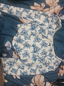 Top Size S