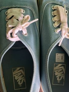 Light Used Shoe
