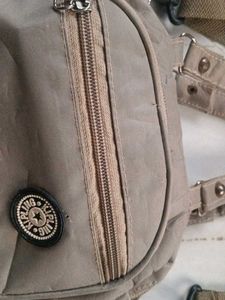 👜 👛  6 Pockets Hand BAG 🛍