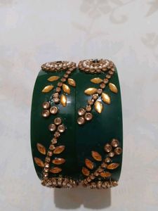 Colorful Bangle with Pearl Details