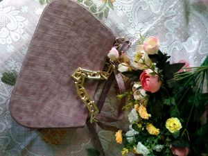 Lilac Croc-Embossed Chain Bag