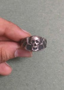Skull Oxidised Ring