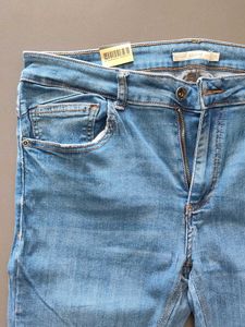 Light Wash Skinny Jeans