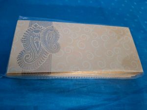 Pack Of 25 Cream Color Gold Foil Gifting Envelope