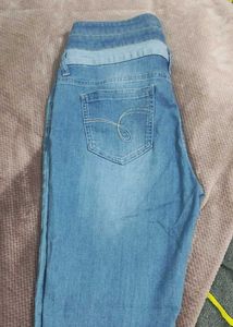 Stylish Light Wash Jeans