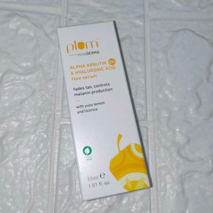 Plum Alpha Arbutin & Hyaluronic Acid Face Serum