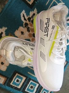 Men Sports Shoes.