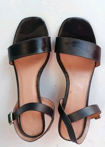 Bata Ankle Strap Women's Cross Evening