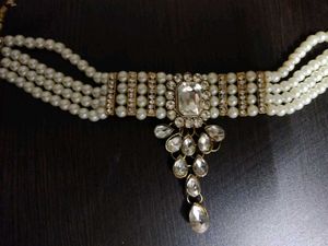 Elegant Pearl &amp; Rhinestone Necklace &amp; Earrings Set