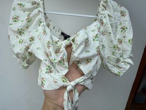 Forever 21 Floral Crop Top
