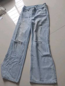 Distressed Wide Leg Jeans