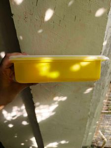 Fun Tom &amp; Jerry Kids Lunch Box - Yellow