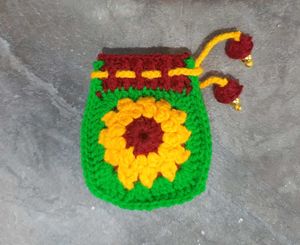 Crochet Sunflower Pouch