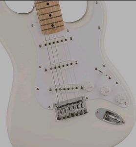 Squier Sonic Stratocaster HT Guitar