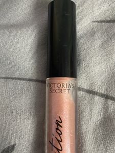 Victoria Secret Nude Lip Gloss