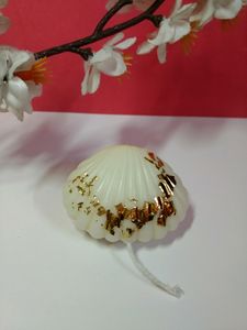 1 pcs Scented Shell Candles made from Soy Wax
