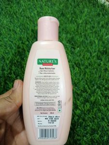 Nature&#39;s Essence Rose Moisturiser