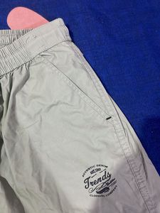 green Casual Pants