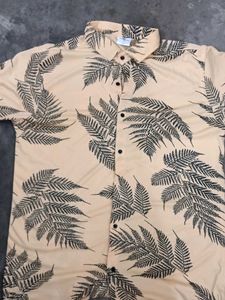 Fern Print Button-Down Shirt L size