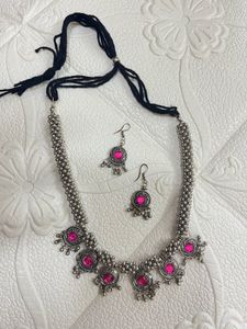 Oxidised necklace with earrings