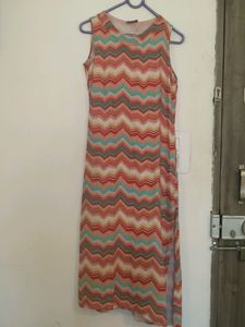 Boat Neck Sleeveless Kurti
