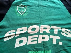 Bonkers Sports Dept T-Shirt Green &amp; Black. Size xs