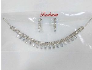 Sparkling Jewelry Set