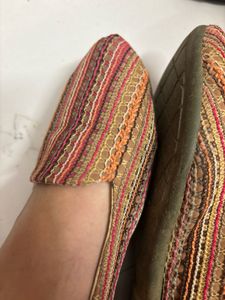 Embroidery Bellies For Fomal Daily Use