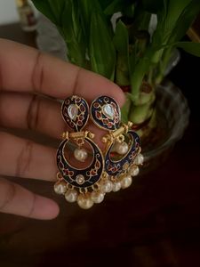 Elegant Blue &amp; Pearl Drop Earrings