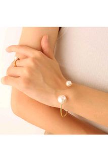 palmonas Pearl Cuff Bangle