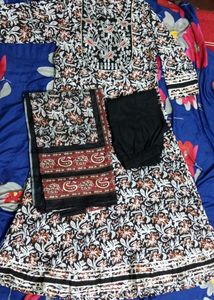 New/Unused A Line Kurti With Dupatta Pant