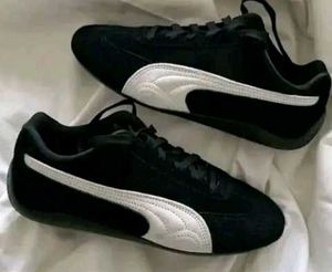 Stylish puma Black Casual Sneakers
