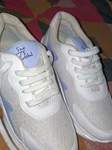Pastel Accent Chunky Sneakers