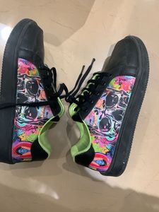 Black Sneakers For Boy 6-8 Years UK Size 4