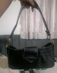 Miraggio Black Handbag
